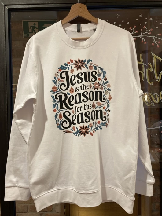 Jesus is the Reason for the Season – uniszex kereknyakú pulóver, fehér